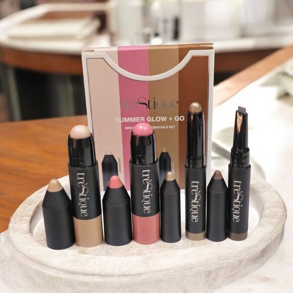 TrèStiQue Other - ♡ TrèStiQue Summer Glow + Go Essentials Set Brows, Eyeshadow, Highlighter, Blush